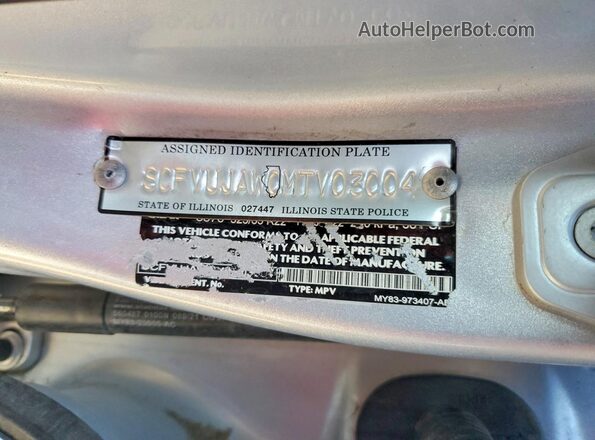 SCFVUJAW0MTV03004 2021 ASTON MARTIN DBX Silver 