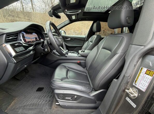 WA1BVAF19KD039112 2019 AUDI Q8 Gray Widok wnętrza 360 stopni