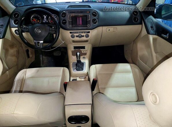 WVGBV7AX1GW545593 2016 VOLKSWAGEN TIGUAN Blue 