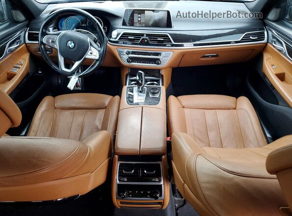WBA7J2C33HG497851 2017 BMW 7 SERIES Gray Սարքավորումների վահանակի տեսք
