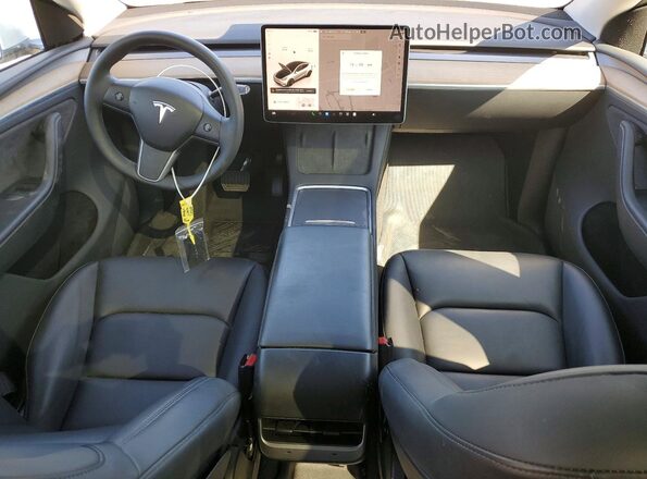 7SAYGDEE9RA222562 2024 TESLA MODEL Белый Вид щитка приборов