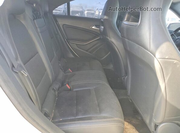 WDDSJ4GB2GN333131 2016 MERCEDES-BENZ CLA-CLASS Белый 