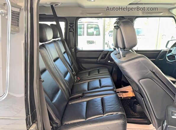 WDCYC3KH3JX288713 2018 MERCEDES-BENZ G-CLASS Black Widok wnętrza z przodu