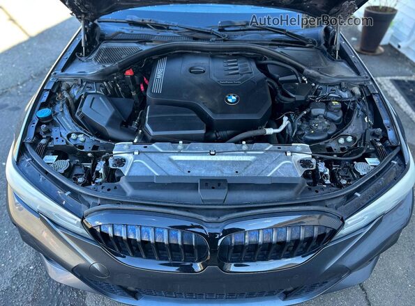 3MW5R1J0XM8B49895 2021 BMW 3 SERIES Gray VIN კოდის სტიკერის ხედი
