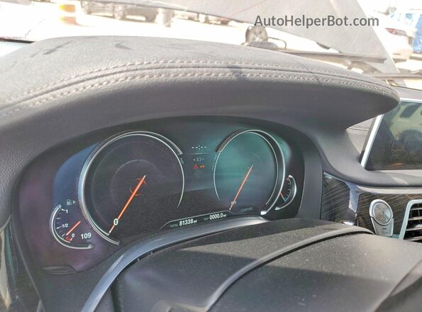 WBA7E2C5XHG740075 2017 BMW 7 SERIES Gray Rear seats view