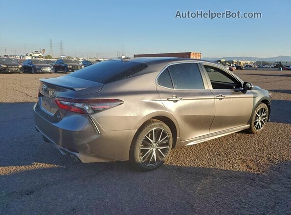 4T1G11AK9MU548185 2021 TOYOTA CAMRY Black Trasero derecho