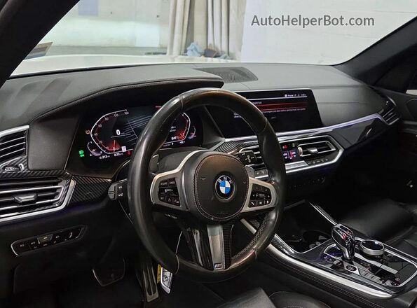 5UXCR4C08L9B00161 2020 BMW X5 White Հետևի նստատեղերի տեսք
