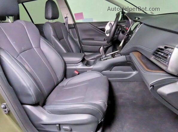4S4BTANC3S3155924 2025 SUBARU OUTBACK Зеленый Вид сзади