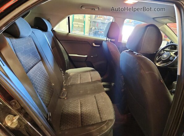 3KPA25AB0JE052832 2018 KIA RIO Black 