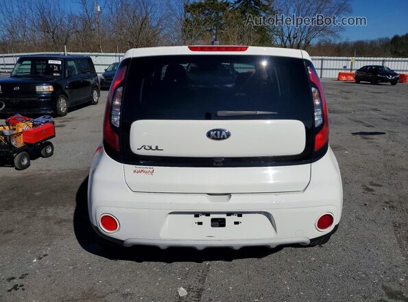 KNDJP3A5XK7690247 2019 KIA SOUL White 