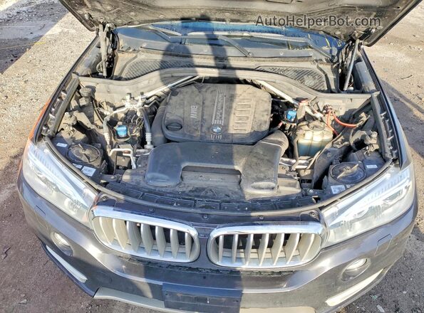 5UXKS4C36H0U05015 2017 BMW X5 Charcoal Vista de la etiqueta del VIN