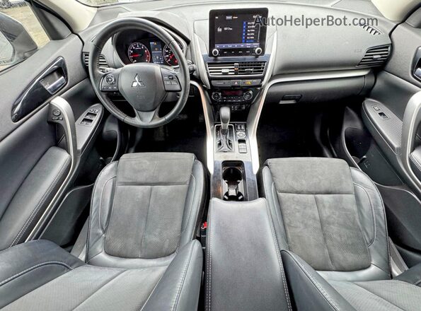 JA4ATWAA6NZ000877 2022 MITSUBISHI ECLIPSE Silver ხელსაწყოთა პანელის ხედი