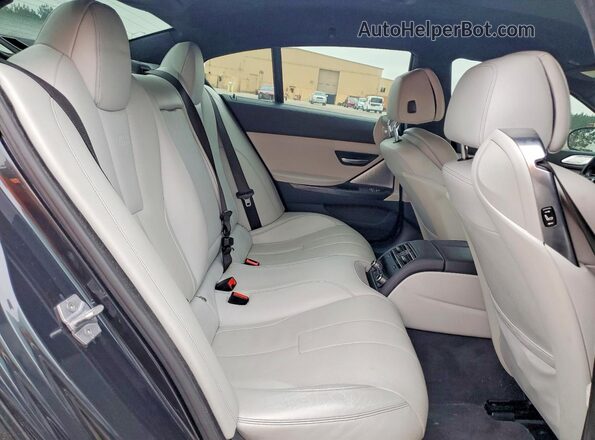 WBS6E9C54JG437590 2018 BMW M6 Gray Vista interior trasera