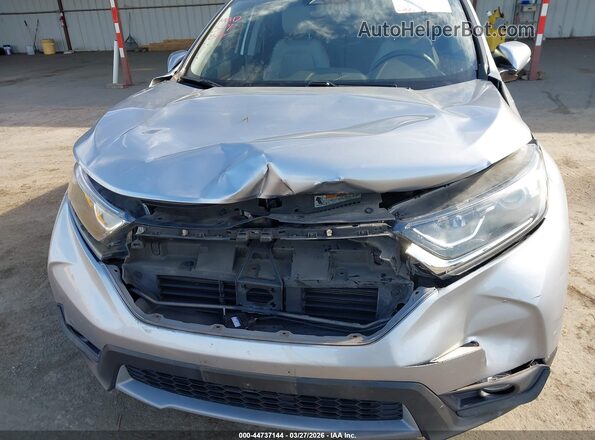 7FARW2H88JE067545 2018 HONDA CR-V Silver Front view