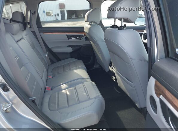 7FARW2H88JE067545 2018 HONDA CR-V Silver VIN sticker view