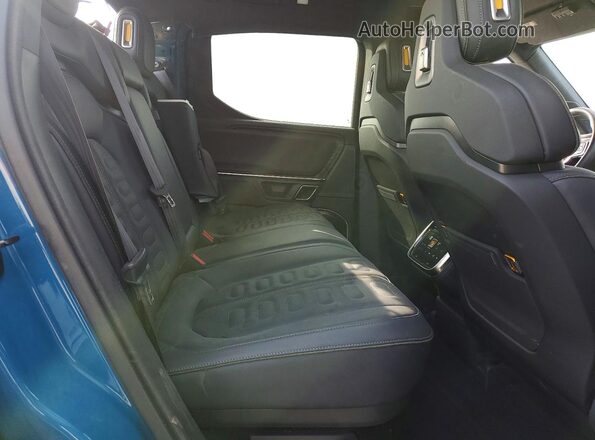 7FCTGAAA1PN018200 2023 RIVIAN R1T Blue უკანა სავარძლების ხედი
