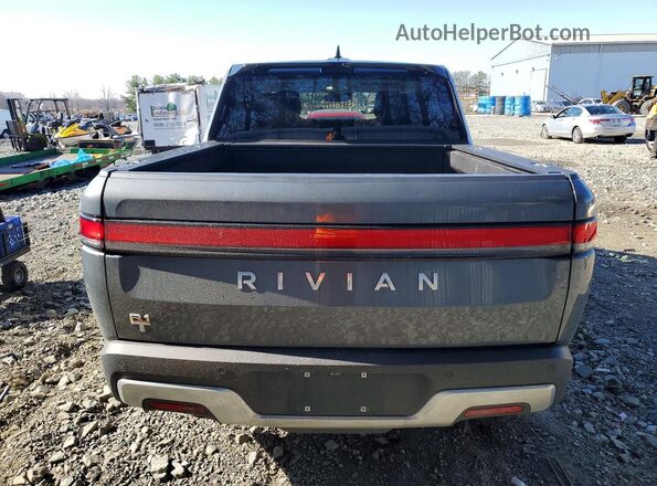 7FCTGAAA1PN023638 2023 RIVIAN R1T Gray 