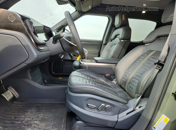 7FCTGAAL9NN000297 2022 RIVIAN R1T Green წინა სალონის ხედი