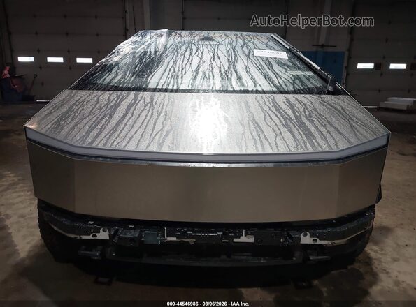 7G2CEHED0RA034862 2024 TESLA CYBERTRUCK Tan Vista interior trasera