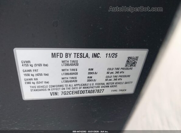 7G2CEHED0TA087827 2026 TESLA CYBERTRUCK Gray Widok komory silnika
