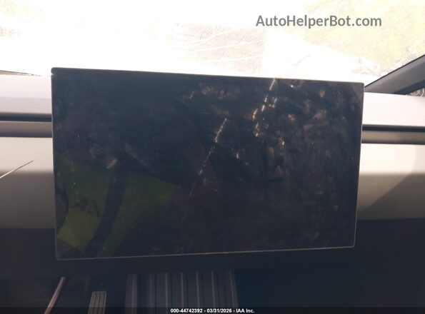 7G2CEHED0TA087827 2026 TESLA CYBERTRUCK Gray 