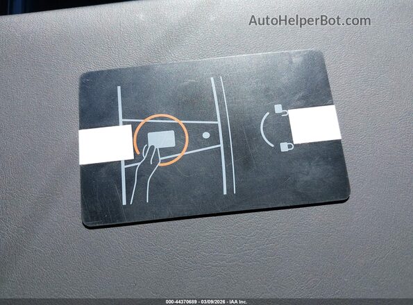 7G2CEHED3SA073483 2025 TESLA CYBERTRUCK Silver 