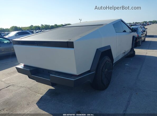 7G2CEHED6RA010503 2024 TESLA CYBERTRUCK Silver Հետևի աջ