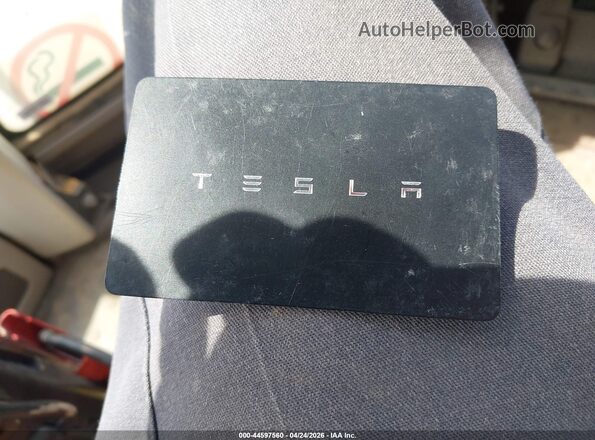 7G2CEHED9RA053653 2024 TESLA CYBERTRUCK Silver Vista del salpicadero