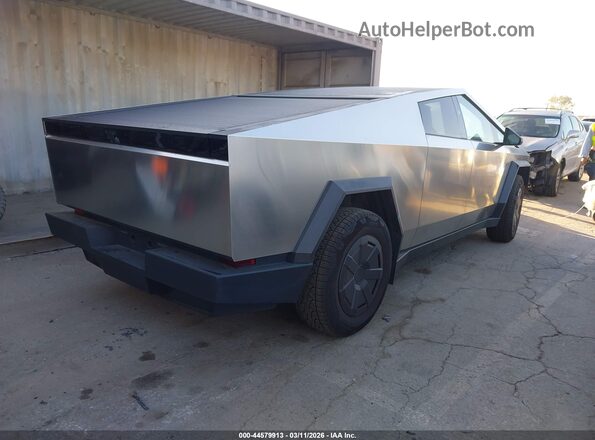 7G2CEHED9SA058857 2025 TESLA CYBERTRUCK Silver Trasero derecho