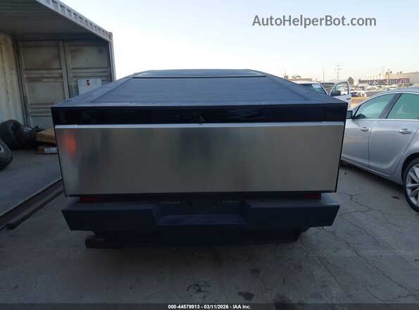 7G2CEHED9SA058857 2025 TESLA CYBERTRUCK Silver 