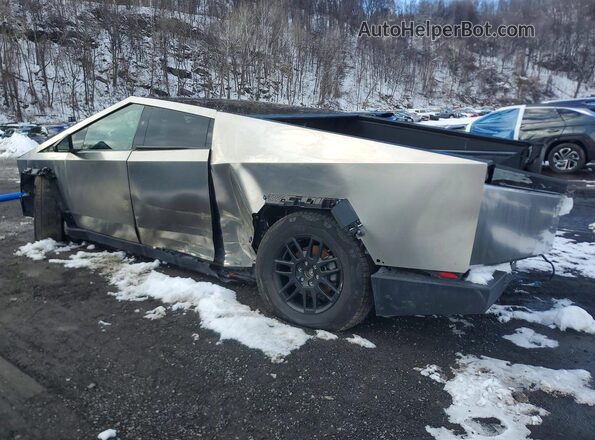 7G2CEHEE1SA075287 2025 TESLA CYBERTRUCK Silver Rear left