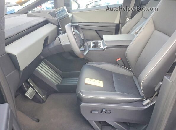 7G2CEHEE1SA075287 2025 TESLA CYBERTRUCK Silver Front interior view