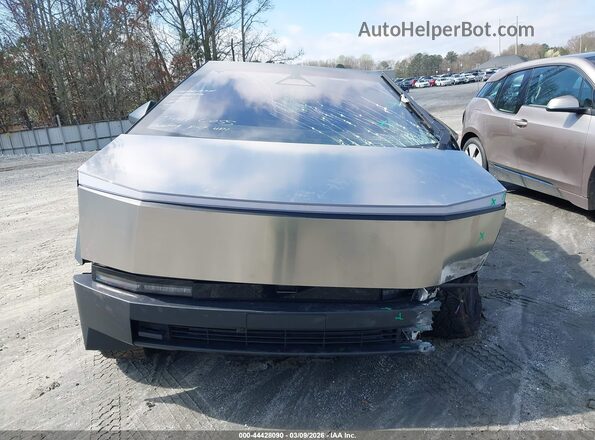 7G2CEHEE3RA052720 2024 TESLA CYBERTRUCK Silver Вид панелі приладів