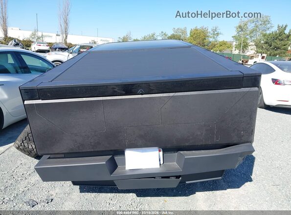 7G2CEHEE6RA017282 2024 TESLA CYBERTRUCK Gray 