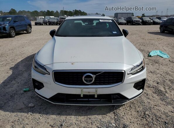 7JRA22TM3KG014740 2019 VOLVO S60 Белый 