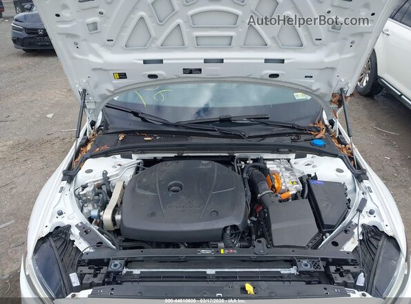 7JRH60FL3RG311429 2024 VOLVO S60 RECHARGE PLUG-IN HYBRID White Widok z tyłu