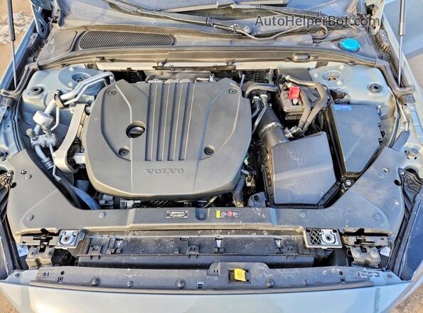 7JRL12FZ6NG155941 2022 VOLVO S60 Gray Vista interior trasera