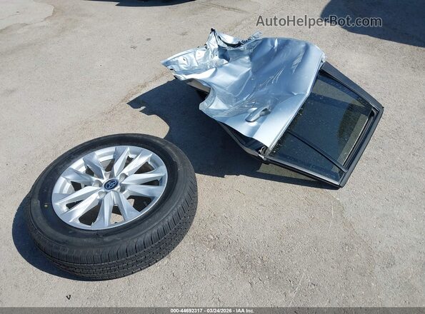 7MUCAAAG7PV048345 2023 TOYOTA LL Серебряный Вид щитка приборов