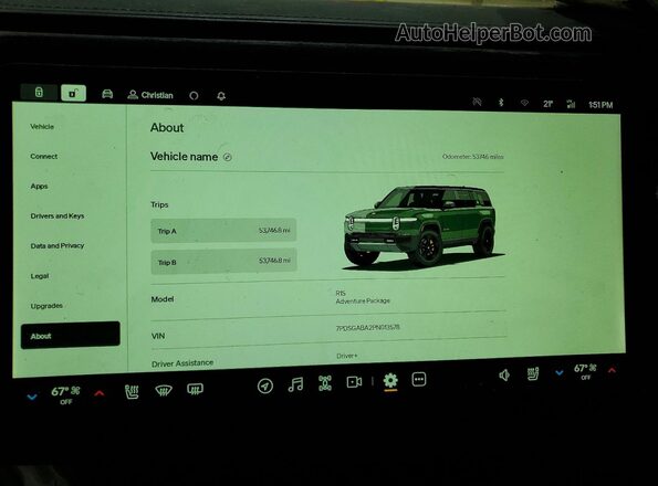 7PDSGABA2PN013578 2023 RIVIAN R1S Green Widok zestawu wskaźników