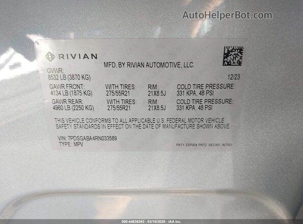 7PDSGABA4RN033589 2024 RIVIAN R1S Silver ძრავის განყოფილების ხედი