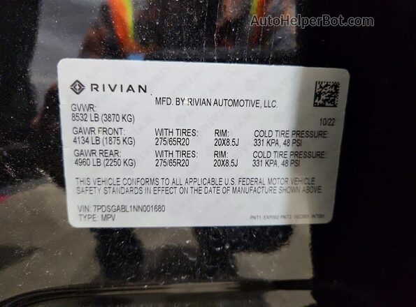 7PDSGABL1NN001680 2022 RIVIAN R1S Black Widok wnętrza 360 stopni