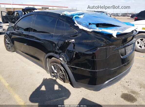 7SAXCAE50RF452435 2024 TESLA MODEL X Черный 