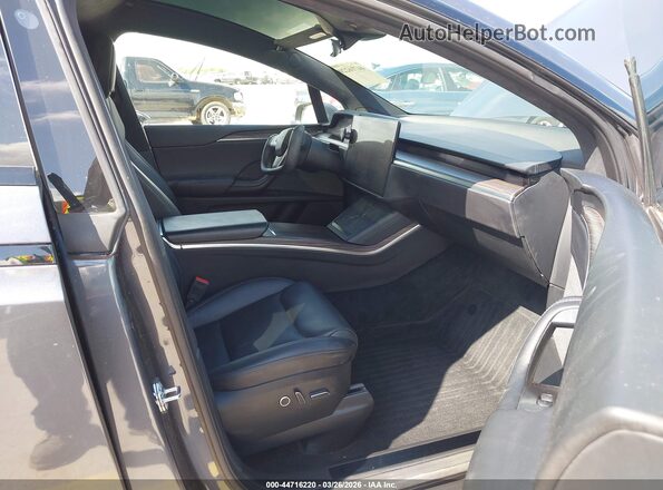 7SAXCBE56NF334745 2022 TESLA MODEL X Gray Вид салону спереду