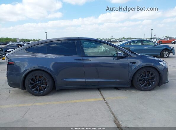 7SAXCBE56NF334745 2022 TESLA MODEL X Gray Вид задньої частини салону