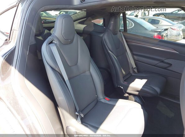 7SAXCBE59SF468273 2025 TESLA MODEL X Gray VIN sticker view