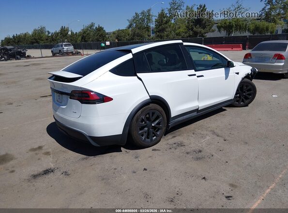7SAXCBE64NF331741 2022 TESLA MODEL X White Tył prawy