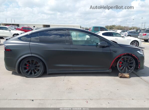 7SAXCBE6XPF405036 2023 TESLA MODEL X Black Սալոնի հետևի տեսք
