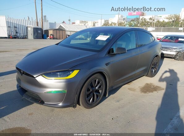 7SAXCDE56RF439125 2024 TESLA MODEL X Gray Առջևի ձախ երեք քառորդ տեսարան