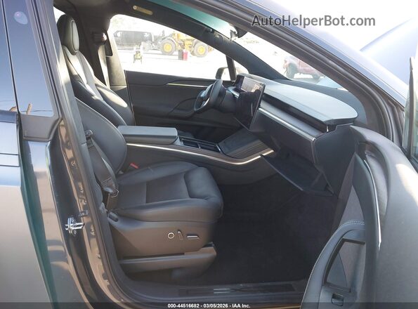 7SAXCDE56RF439125 2024 TESLA MODEL X Gray Սալոնի դիմացի տեսք
