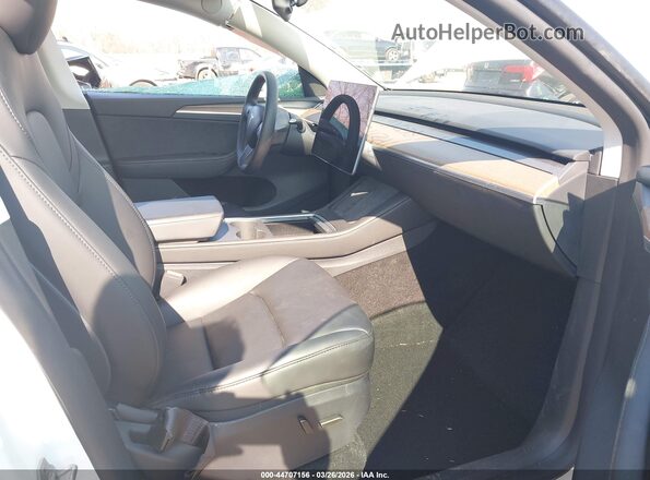 7SAYGAEE1SF296372 2025 TESLA MODEL Y White 